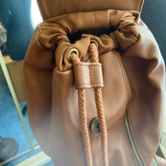 Rich Brown Backpack - Picture 2 of 4